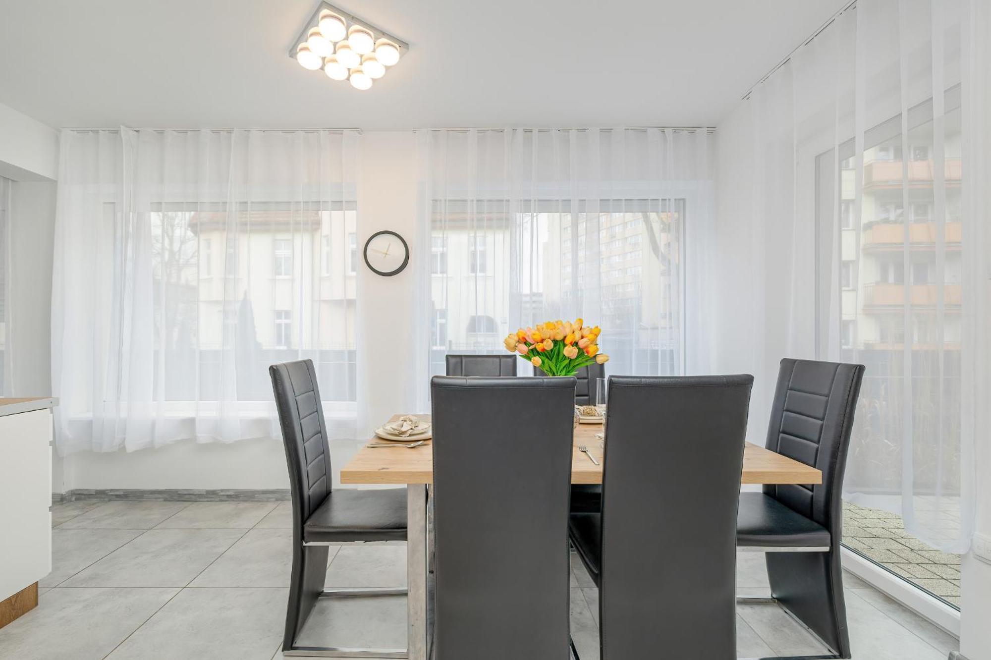 Family Apartments Herberta With Terrace And Parking By Rent Like Home Świnoujście Exterior foto
