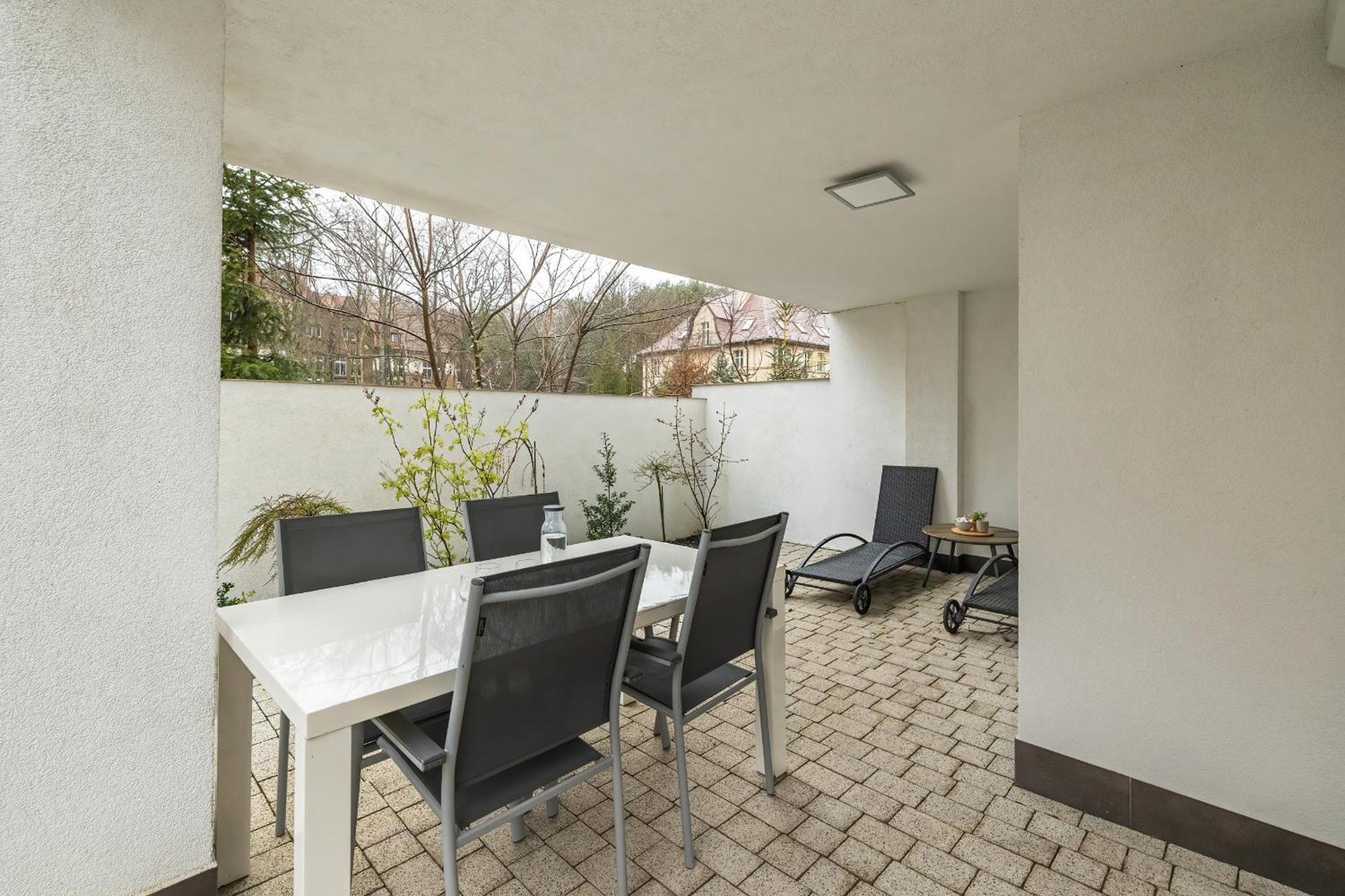 Family Apartments Herberta With Terrace And Parking By Rent Like Home Świnoujście Exterior foto